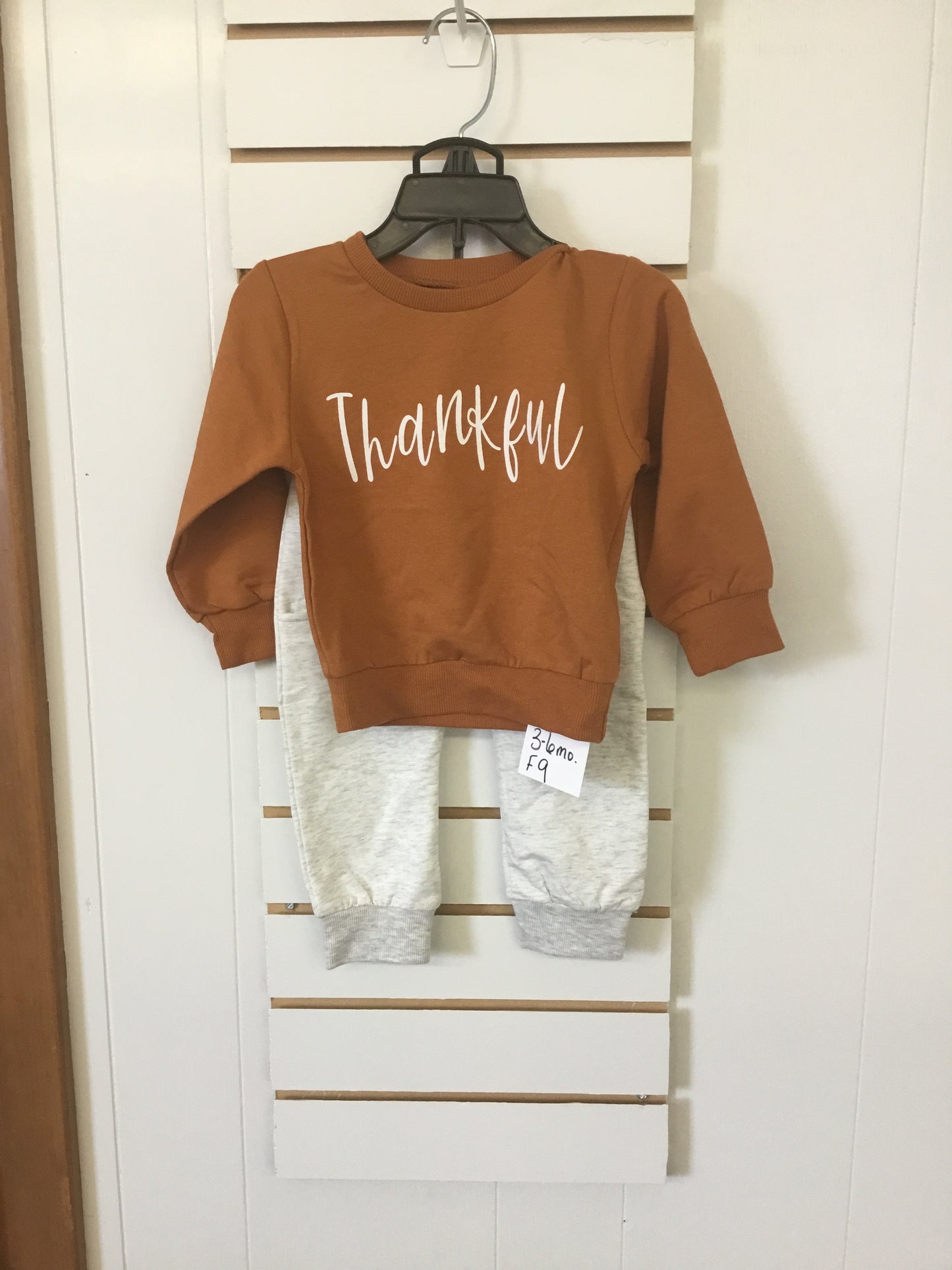 Thankful outfit