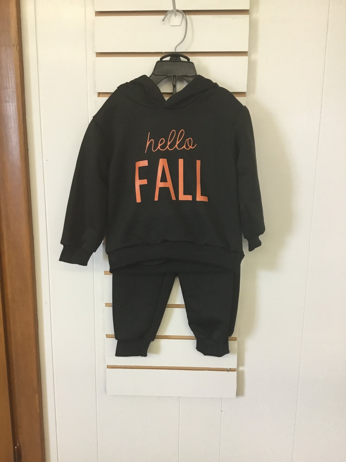 Hello call sweater outfit