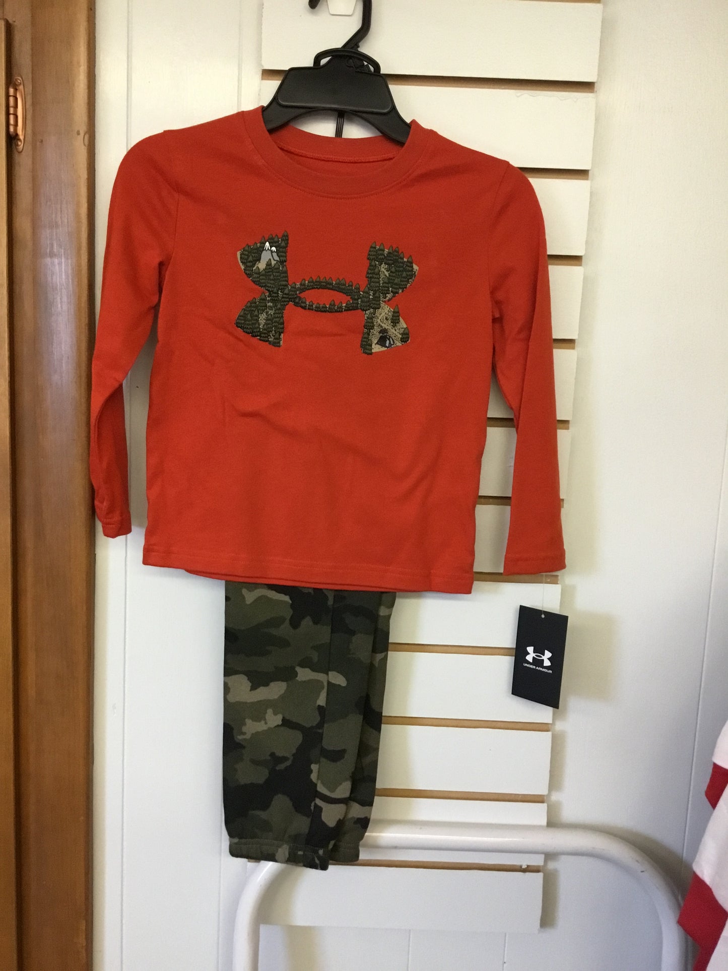 Under Armour Puffy Tree set