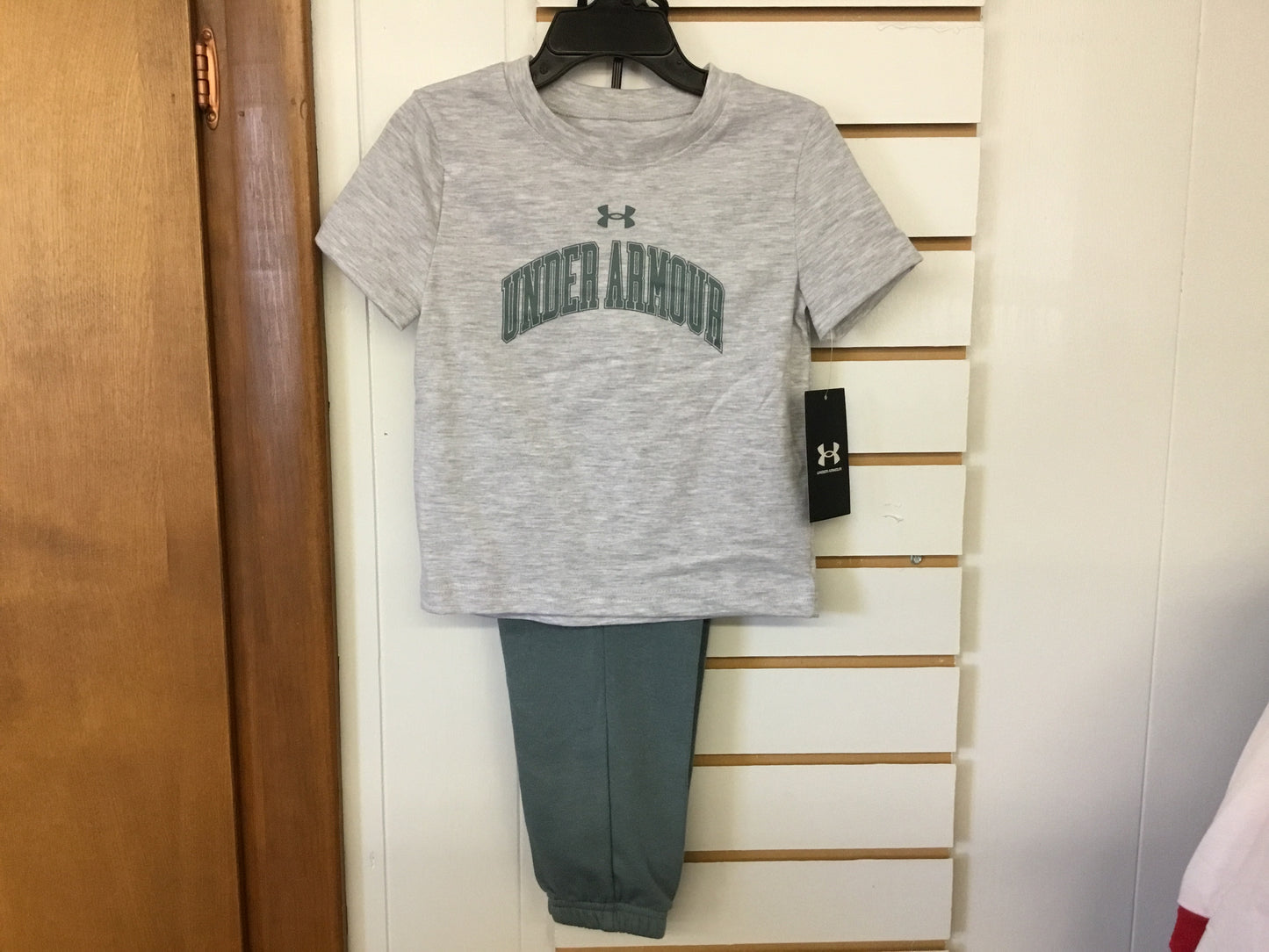 Under Armour Mod Gray 2 piece set