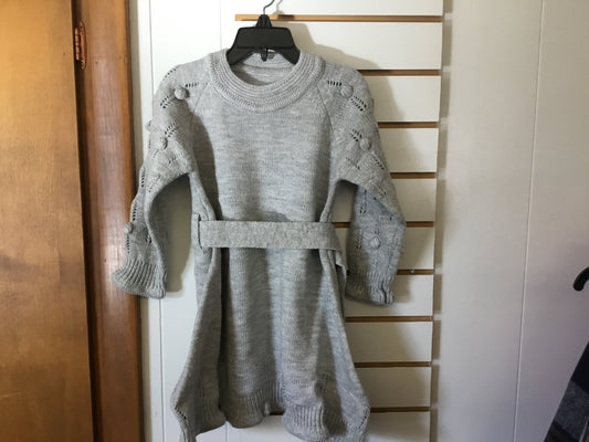 Gray knit long sleeve dress with belt