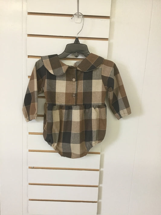 Plaid girl outfit