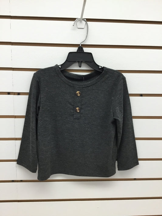 Black shirt